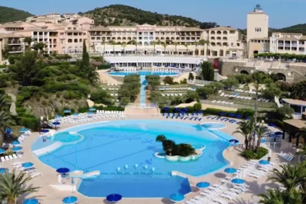 Superbe Appartement Village Cap Esterel 4P Climatise Saint-Raphaël Екстериор снимка