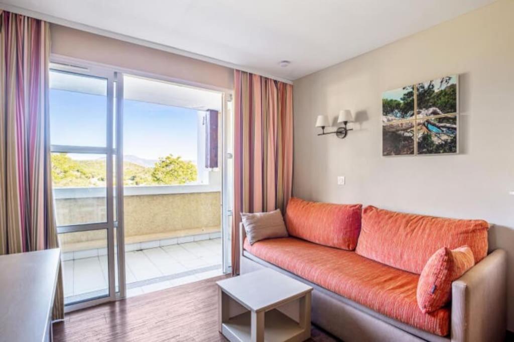 Superbe Appartement Village Cap Esterel 4P Climatise Saint-Raphaël Екстериор снимка