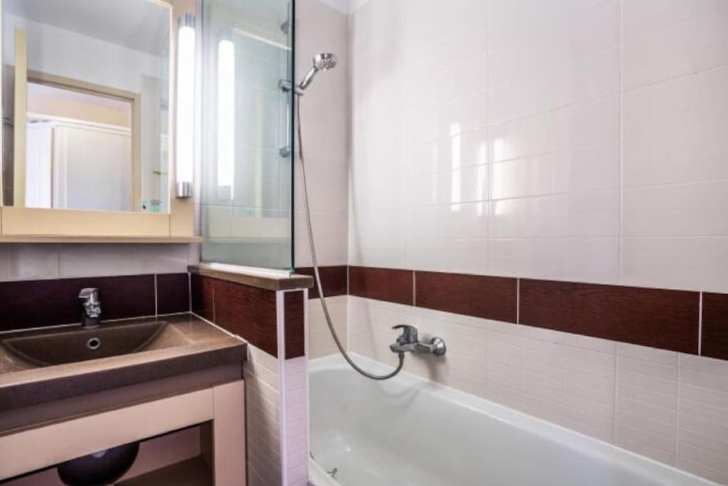Superbe Appartement Village Cap Esterel 4P Climatise Saint-Raphaël Екстериор снимка